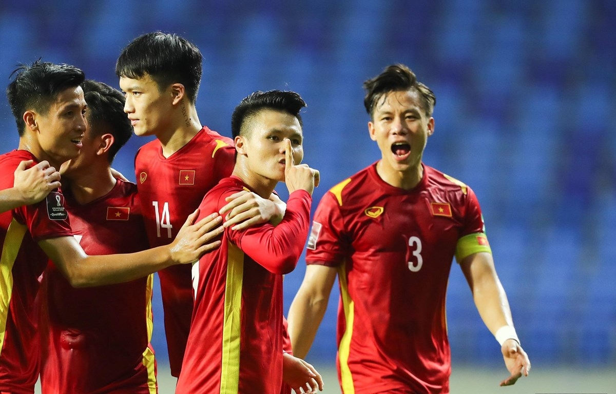 Tìm kiếm những cầu thủ khỏe nhất Việt Nam hiện nay