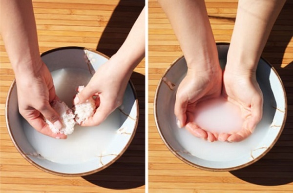 rửa mặt bằng nước vo gạo