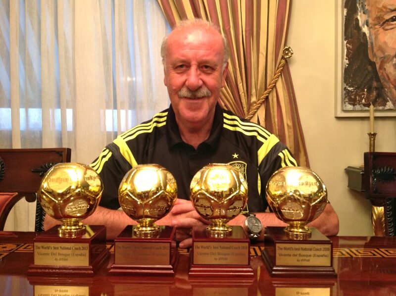 Vicente del Bosque: HLV gắn liền với kỷ nguyên vàng của bóng đá TBN